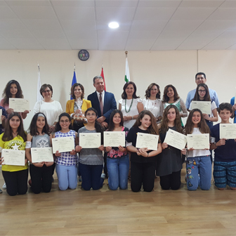 REMISE DES DIPLÔMES AUX ÉLÈVES MÉDIATEURS – PROMO 2017 REMISE DES DIPLÔMES AUX ÉLÈVES MÉDIATEURS – PROMO 2017