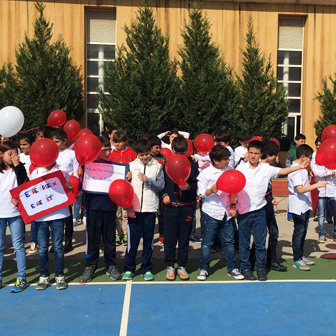 Les 3 CM2 du lycée A. de Lamartine célèbrent la journée mondiale de la francophonie
