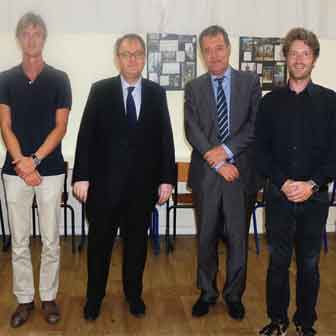 VISITE AU LYCÉE DE MONSIEUR JEAN-YVES LECONTE, SÉNATEUR REPRÉSENTANT DES FRANÇAIS ÉTABLIS HORS DE FRANCE