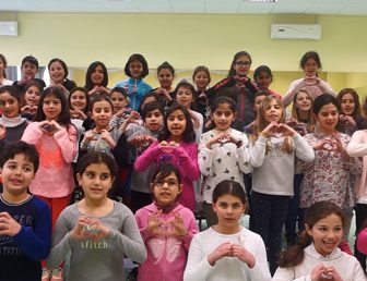 LA CHORALE DU LYCÉE LAMARTINE SOUHAITE UNE BONNE FÊTE À TOUTES LES MAMANS!