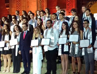 CÉRÉMONIE EN L’HONNEUR DES LAURÉATS DU BACCALAURÉAT MAJORS DE PROMOTION, À LA RÉSIDENCE DES PINS