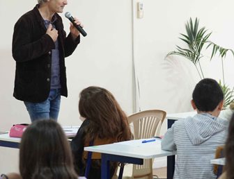 SPÉCIAL SALON DU LIVRE: INTERVENTION DE L’ÉCRIVAIN ALEX COUSSEAU EN CLASSE DE 6ÈME