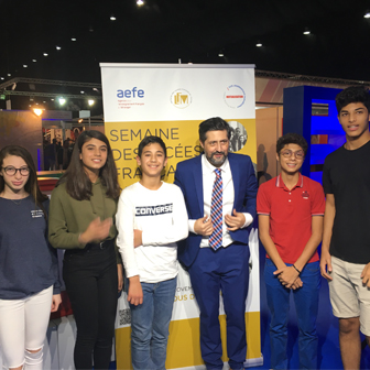 L’ÉQUIPE WEB RADIO DU LYCÉE ALPHONSE DE LAMARTINE DE TRIPOLI ÉTAIT PRÉSENTE SUR LE SITE DE L’AEFE AU SALON DU LIVRE FRANCOPHONE À BEYROUTH.